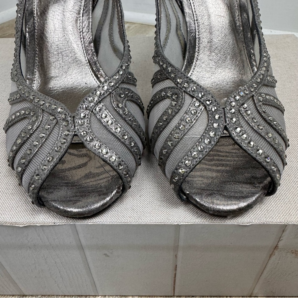 Adrianna Papell Fiji Dress Shoes Silver Crystal Mesh Sz 7.5 Heels Formal - Picture 5 of 14